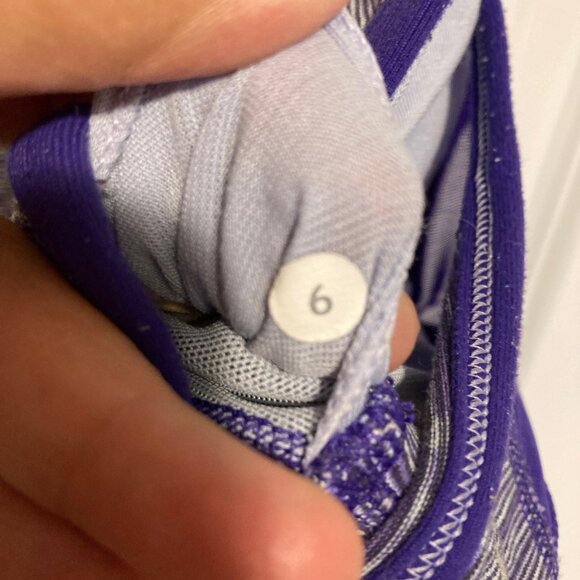 #181 Women's Lululemon Workout Yoga Bra Top, Purple, Size 6 - Picture 5 of 5